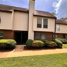 Building Photo - 3254 Strawberry Ln