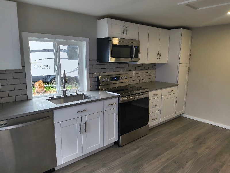 Primary Photo - 9035 SE Division St