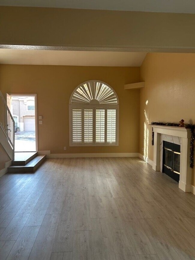 Foto del edificio - Beautiful 2 bedrooms