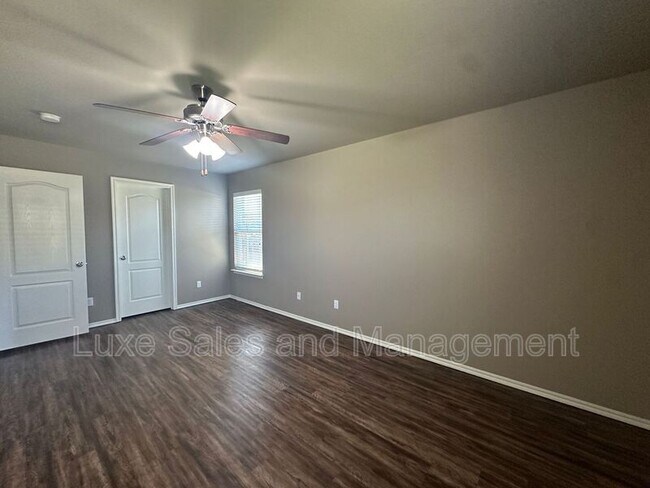 Foto del edificio - 8517 SW 50th St