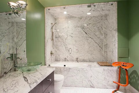 Steam Shower Full Bath - 130 S Hewitt St