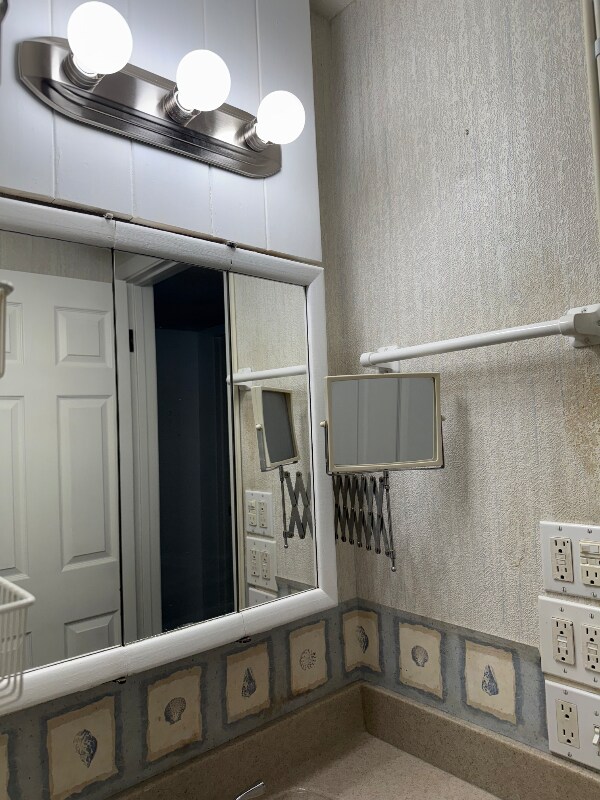 Foto del edificio - 807 W 40th St