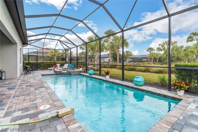 Foto del edificio - 9309 Surfbird Ct