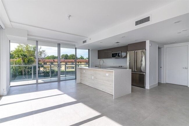 Foto del edificio - 13800 Highland
