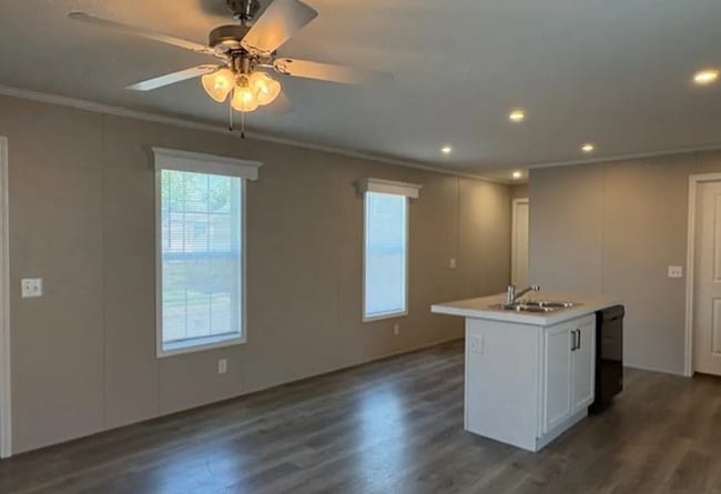 Foto del edificio - 423 Dubois Dr