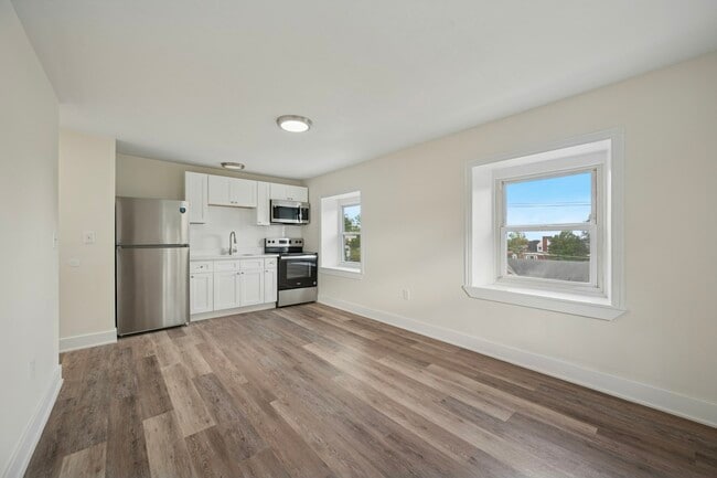 Foto del edificio - 109 W Queen Ln