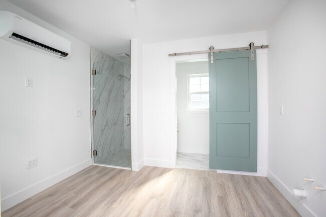 Foto del edificio - Studio Apartment in Daytona with Beach Vie...