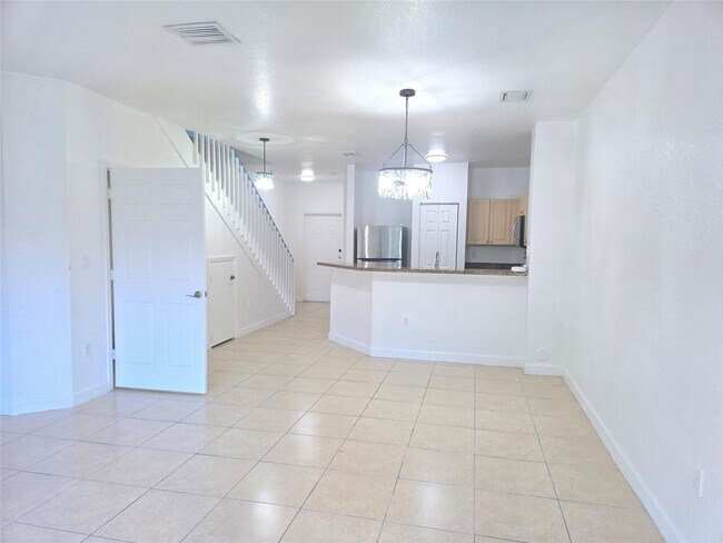 Building Photo - 3684 NW 29th Ct