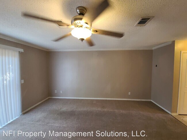 Building Photo - 2 br, 1.5 bath House - 1335  Foxborough Dr