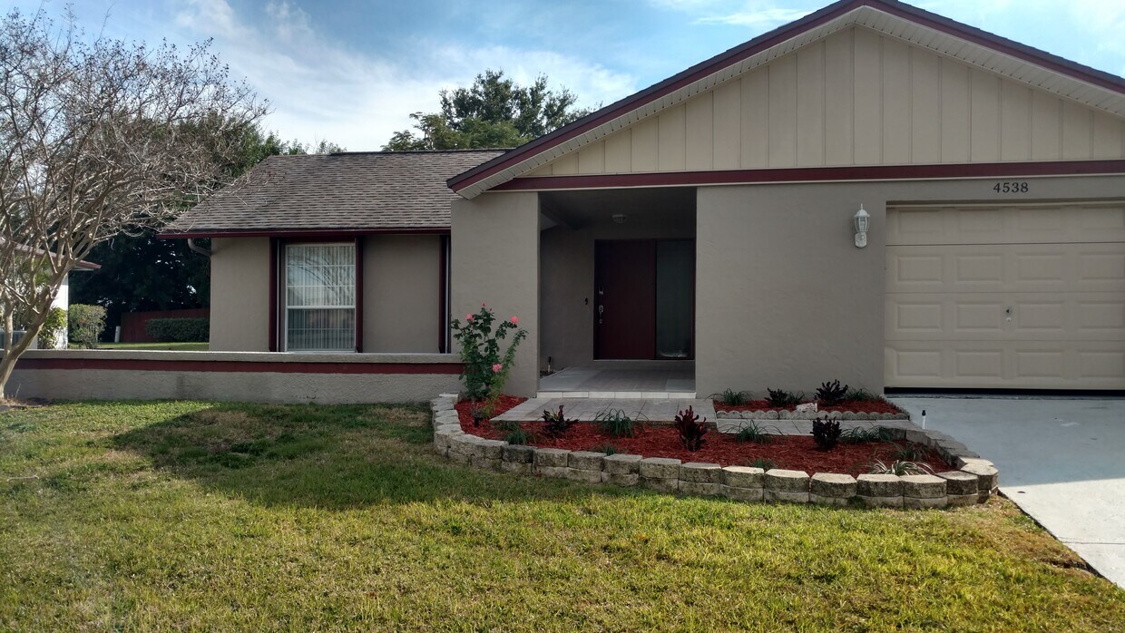 4538 Great Lakes Dr S, Clearwater, FL 33762 House Rental in