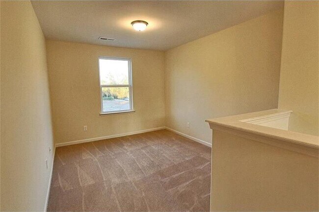 Building Photo - Brand New * 4 Beds / 2.5 Baths