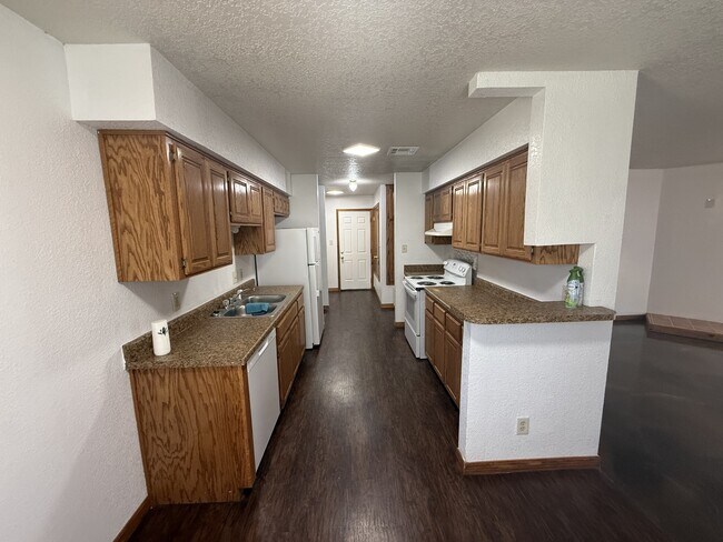 Foto del edificio - 3400 Colbert St