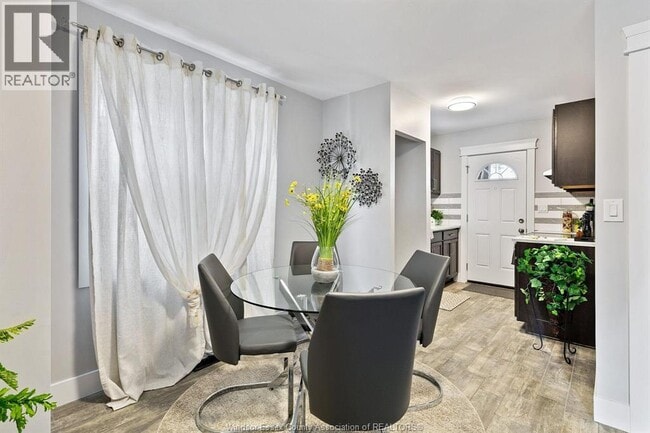 Photo du bâtiment - 1704 Mercer St