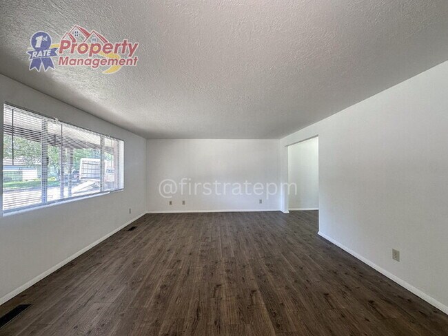 Building Photo - 1504 S Hervey St