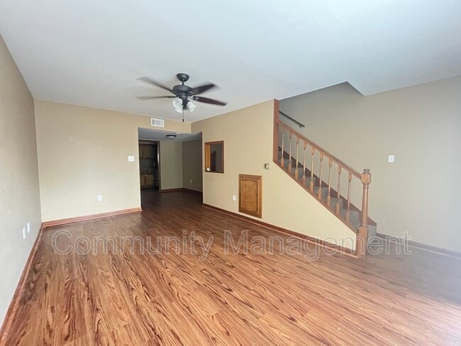 Building Photo - 191 Bellewood Dr
