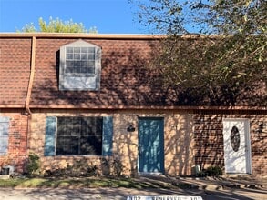 Building Photo - 9303 Hammerly Blvd