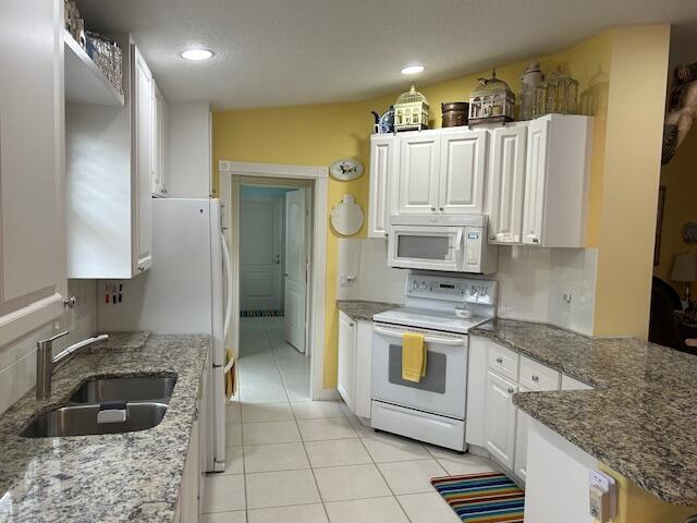 Building Photo - 715 Hudson Bay Dr