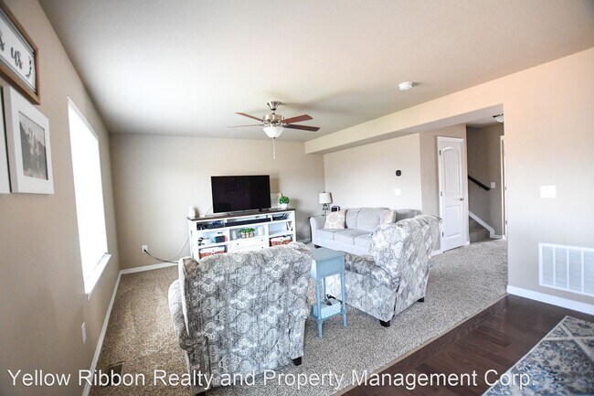 Building Photo - 4 br, 2.5 bath House - 10817 Nolin Drive