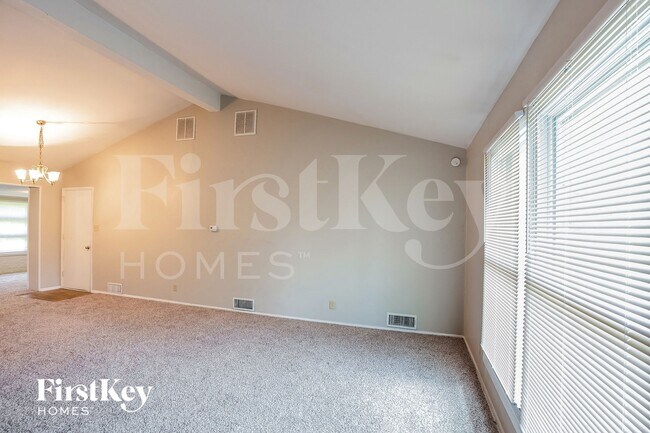 Foto del edificio - 6620 W 16th St