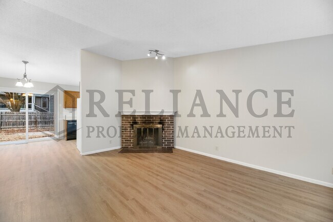 Foto del edificio - 141 S Lark St