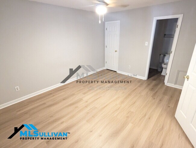 Building Photo - 210 W Cornwallis Rd