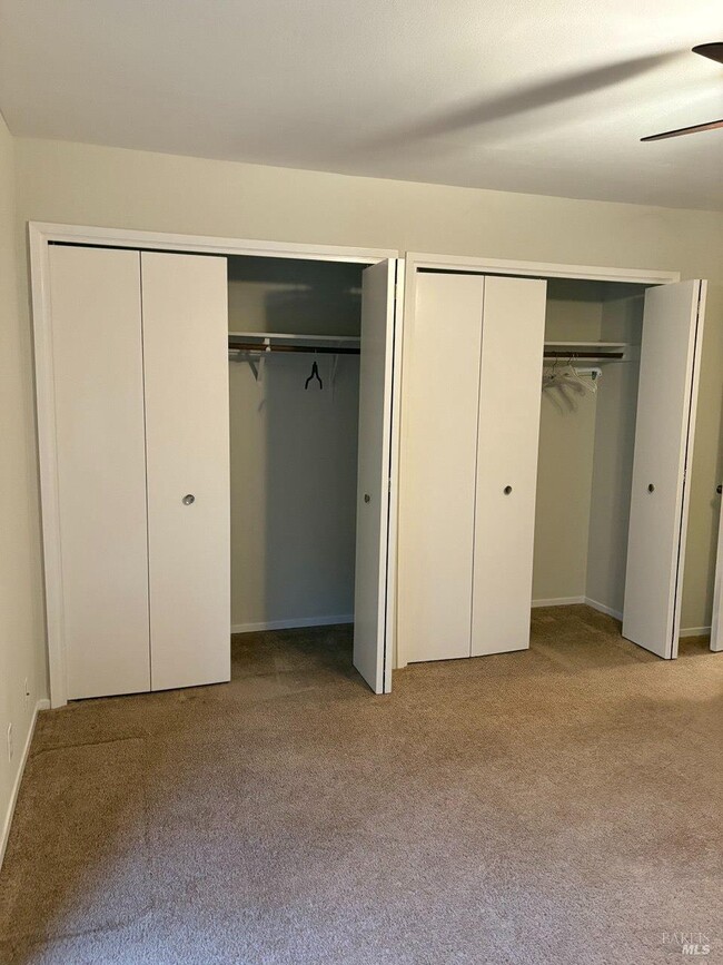 Building Photo - 323 Bolinas Rd