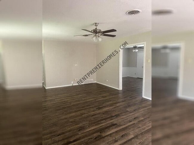 Foto del edificio - 3805 Kushla Ave