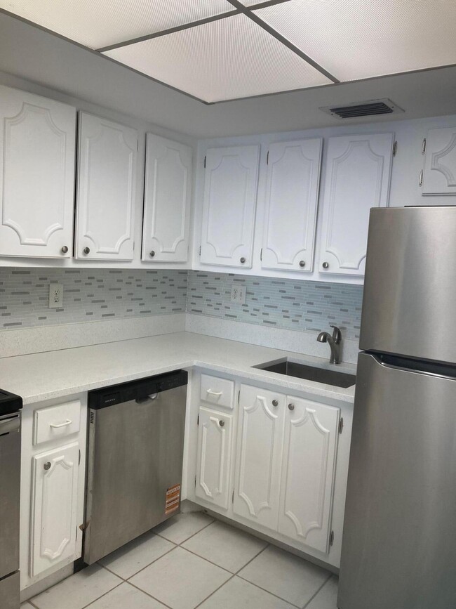 Foto del edificio - 2936 Lake Shore Dr