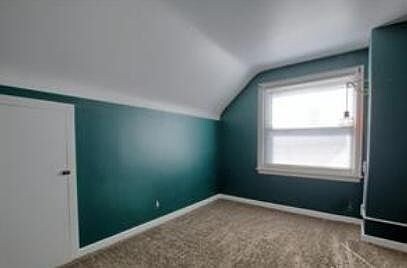 Foto del edificio - 14821 Russell Ave