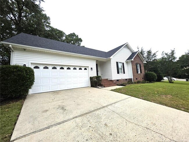 Building Photo - 910 Foxhunt Ln