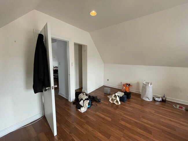 Photo du bâtiment - Fabulous Annex 2 bedroom