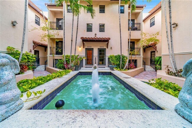 Foto del edificio - 2829 Coconut Ave