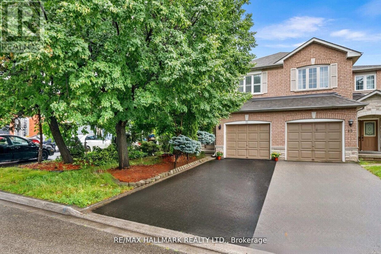 Photo principale - 11 Alberta Dr