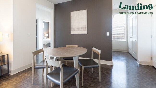 Foto del edificio - 6301 N Klamm Rd