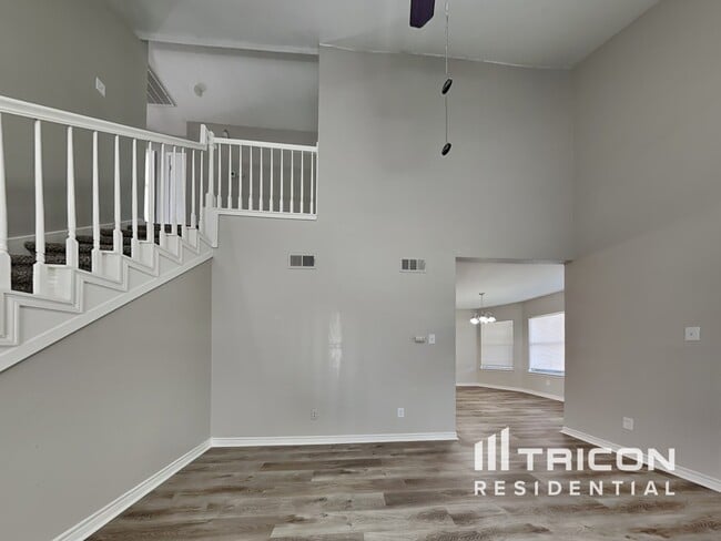 Building Photo - 13311 Danshire Dr