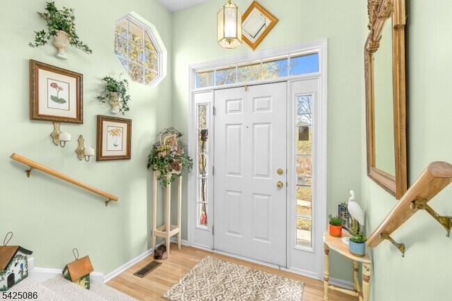 Foto del edificio - 20 Chesterfield Ct