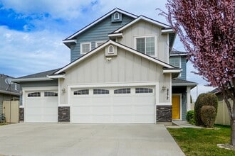 Building Photo - 4272 W Peak Cloud Dr