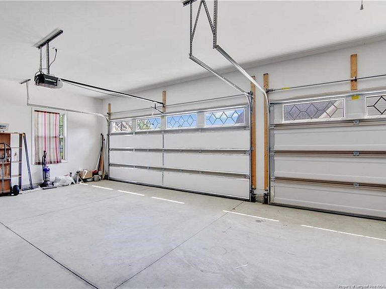 3 car garage - 3340 Amour Dr.