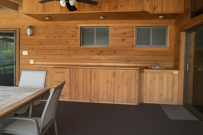 Foto del edificio - 4205 Hayes St