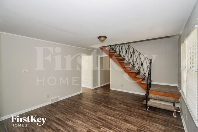 Foto del edificio - 2036 St James Dr