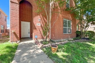 Building Photo - 918 Jamie Dr