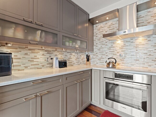 Foto del edificio - 6007 N Sheridan Rd