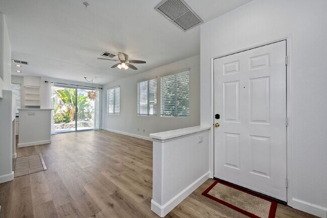 Foto del edificio - Cozy Condo  Saxony at Encinitas Ranch