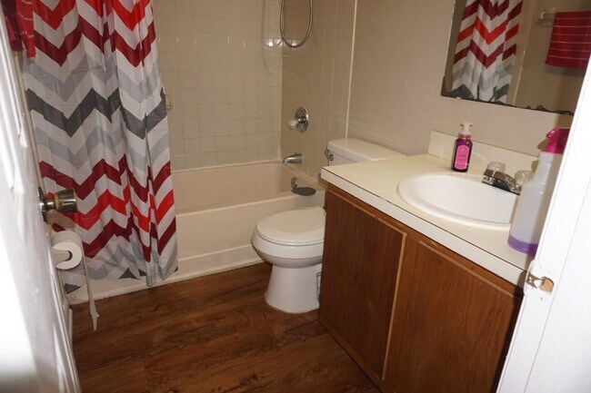 Foto del edificio - 2 bedroom townhome near NAS Jax