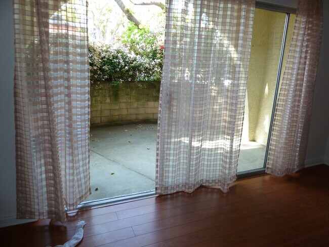 Front patio - 2020 Idaho Ave
