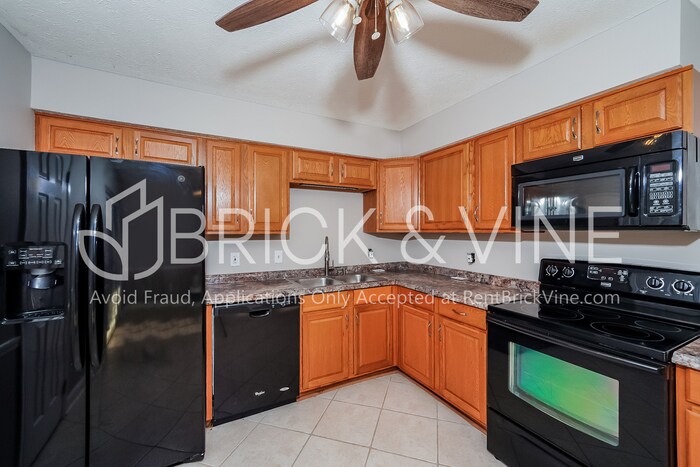 Foto principal - 5946 Dewey Heights Rd