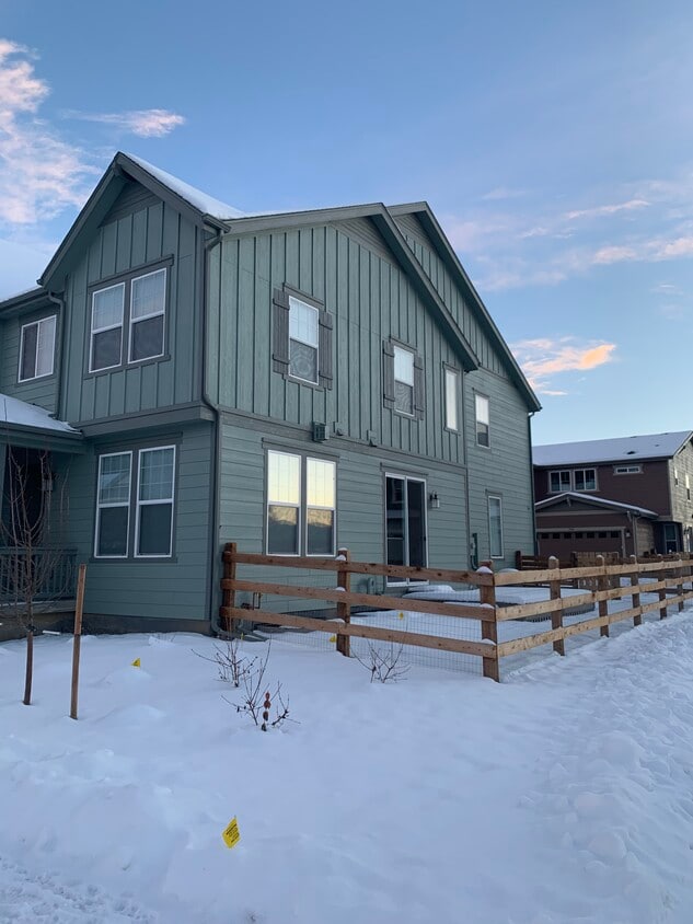 2467 Flats St, Erie, CO 80516 Townhome Rentals in Erie CO