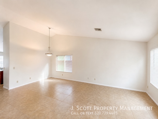 Building Photo - 18232 N 45th St