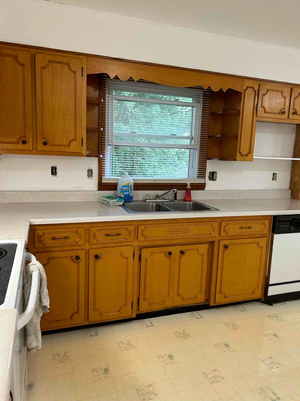 Building Photo - 647 KY-1729