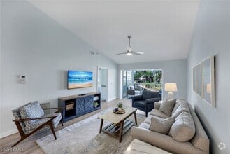 Building Photo - 774 Wiggins Lake Dr